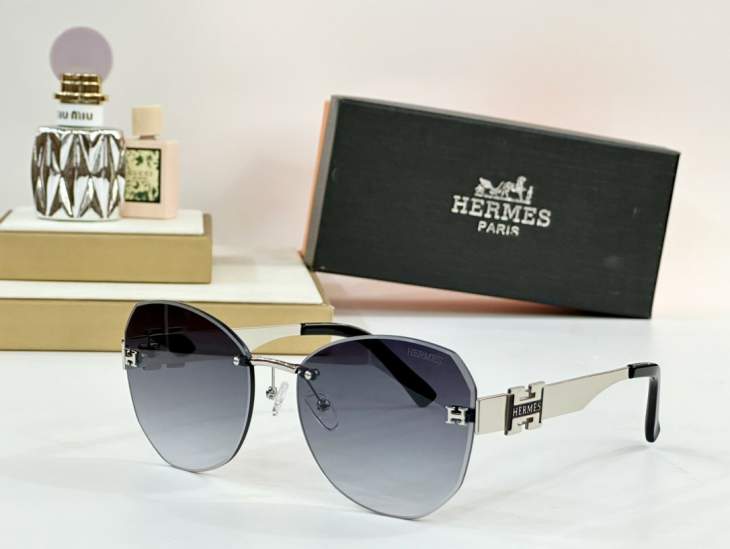 Picture of Hermes Sunglasses _SKUfw71516593fw
